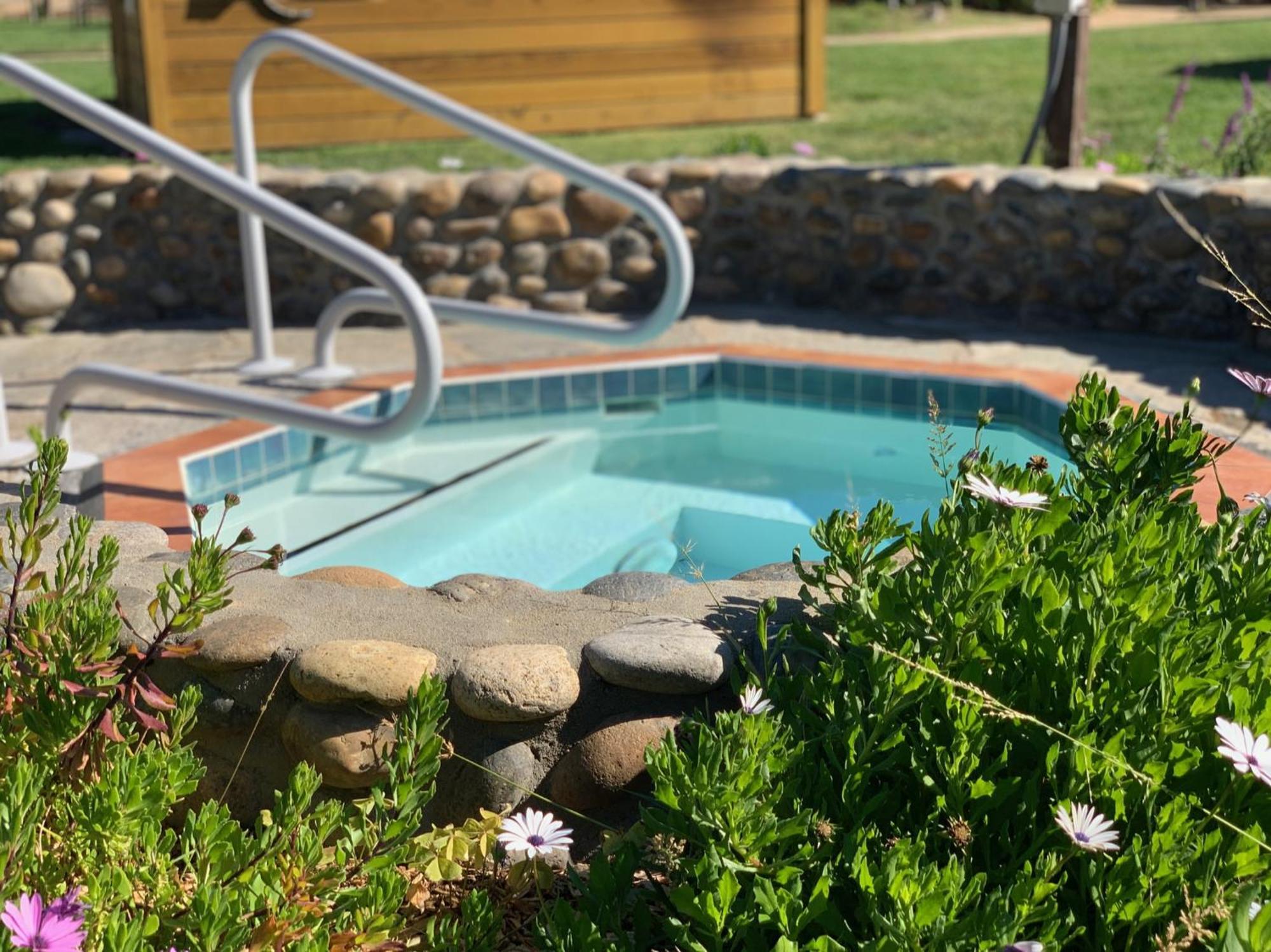Contenta Inn Carmel Valley Buitenkant foto